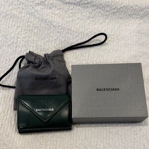 Balenciaga

Papier Mini Wallet